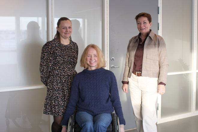 Marie Vatnaland fra Randaberg og Kvitsøy barneverntjeneste og Eva Nesheim Indrevoll fra Stavanger barneverntjeneste jobber BFK-løftet sammen. Her er de sammen med Anita Håvarsen som leder nettverksgruppene i DigiBarnevern-prosjektet.