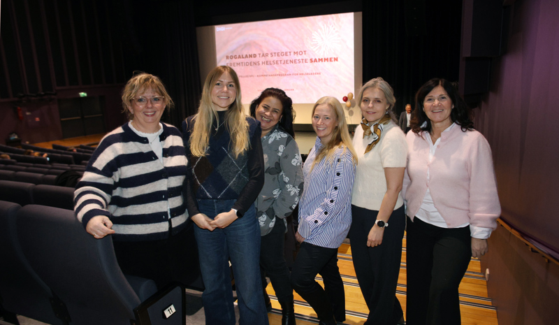 Avdelingsledere ved Eiganes Tasta hjemmebaserte tjenester på Byfjordparken: Solveig Angelvik, Therese Lysholm, Zaidy Lopez, og Marit Elisabeth Wang. Virksomhetsleder: Angela Benestad.