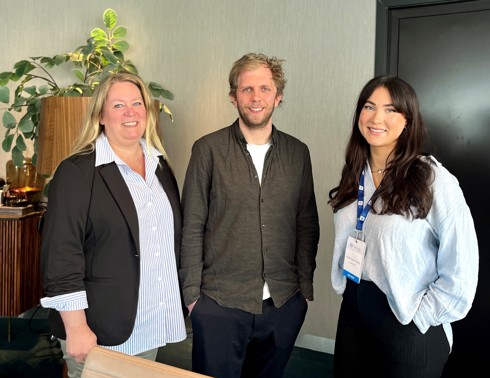 Vi ser Mali Hjemdal, Eirik Haglund og Celina Victoria Svaleng.