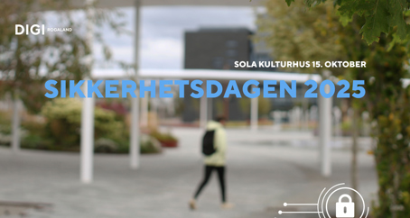 Parken ved Ruten i Sandnes hvor en person går forbi